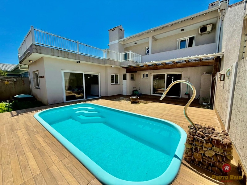 CASA 1 QUADRA DO MAR!: 3ª foto da galeria de imagens do imóvel