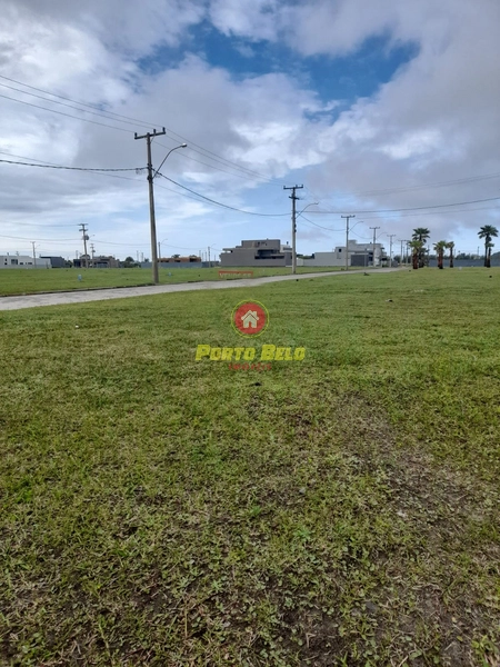 Terreno de esquina em bairro planejado!: 1ª foto da galeria de imagens do imóvel