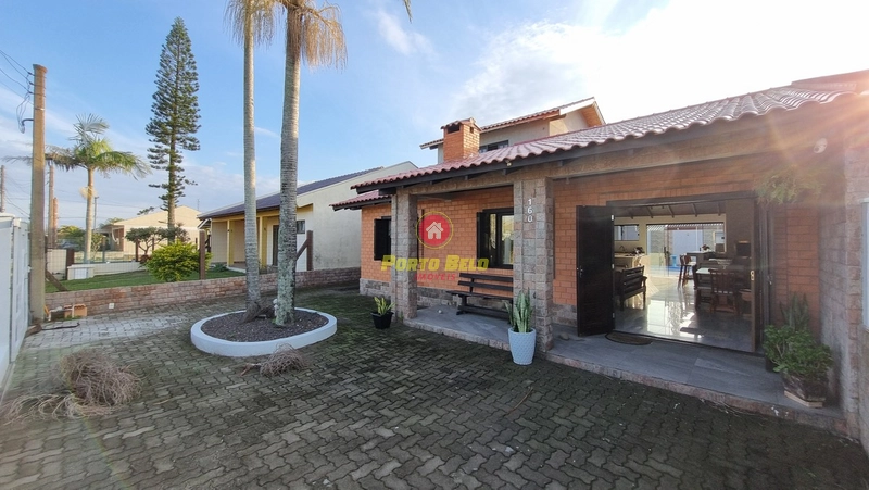 CASA À VENDA PERTO DO MAR: 3ª foto da galeria de imagens do imóvel