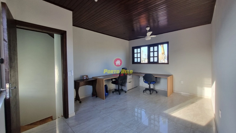 CASA À VENDA PERTO DO MAR: 7ª foto da galeria de imagens do imóvel