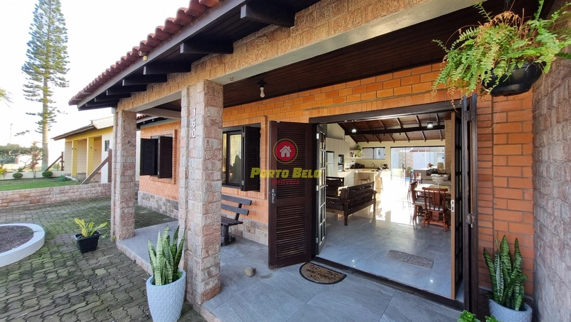 CASA À VENDA PERTO DO MAR: 4ª foto da galeria de imagens do imóvel