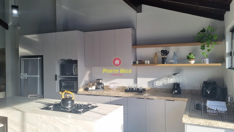 CASA À VENDA PERTO DO MAR: 13ª foto da galeria de imagens do imóvel