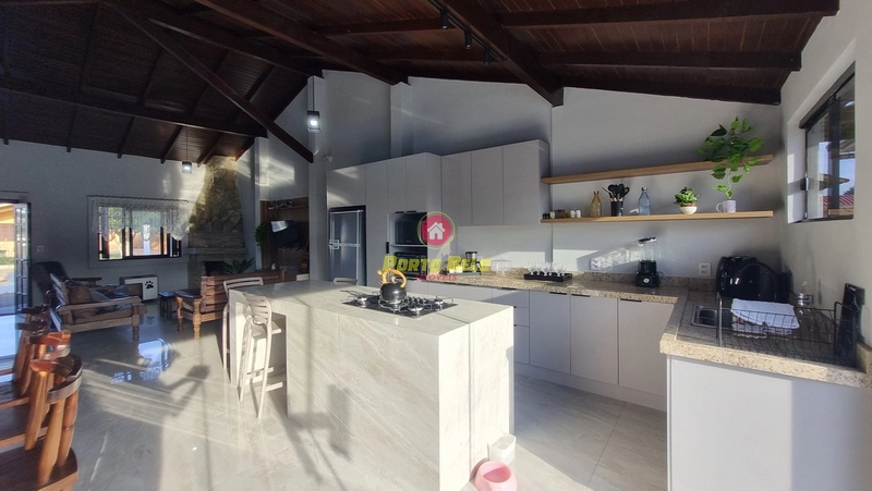 CASA À VENDA PERTO DO MAR: 14ª foto da galeria de imagens do imóvel