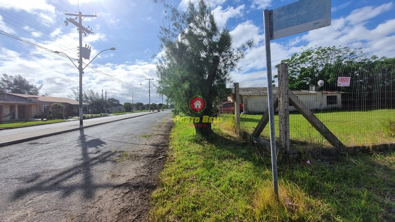 TERRENO À VENDA DE ESQUINA EM ATLÃNTIDA!: 3ª foto da galeria de imagens do imóvel