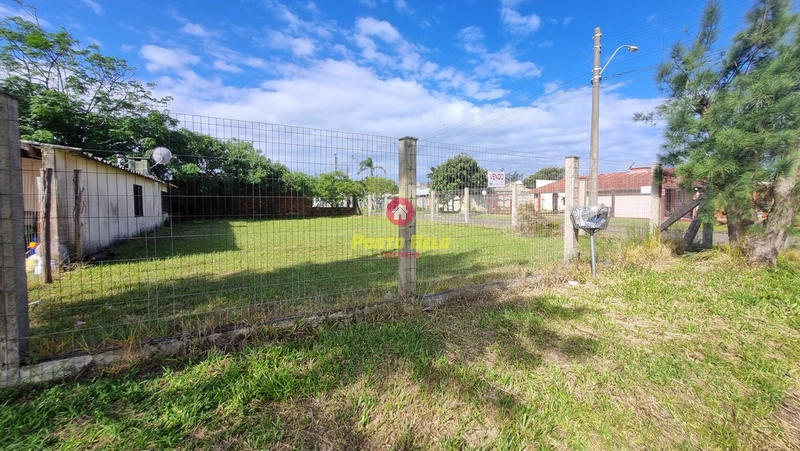 TERRENO À VENDA DE ESQUINA EM ATLÃNTIDA!: 4ª foto da galeria de imagens do imóvel