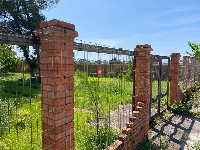 CASA À VENDA,  ATLÂNTIDA SUL: 5ª foto da galeria de imagens do imóvel