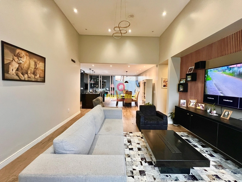 ÓTIMA CASA À VENDA EM RAINHA DO MAR: 6ª foto da galeria de imagens do imóvel
