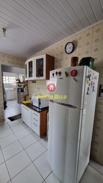 CASA COM PISCINA APENAS 400M DO MAR!!!: 10ª foto da galeria de imagens do imóvel