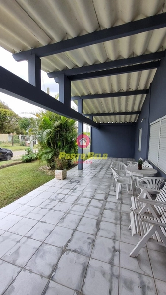 CASA COM PISCINA APENAS 400M DO MAR!!!: 3ª foto da galeria de imagens do imóvel