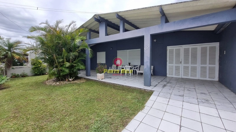 CASA COM PISCINA APENAS 400M DO MAR!!!: 1ª foto da galeria de imagens do imóvel