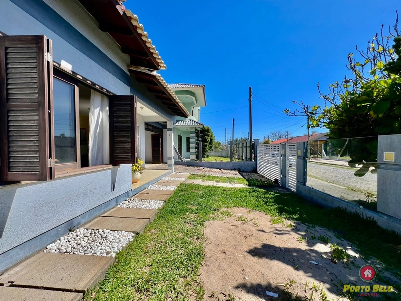 CASA APENAS 2 QUADRAS DO MAR: 12ª foto da galeria de imagens do imóvel