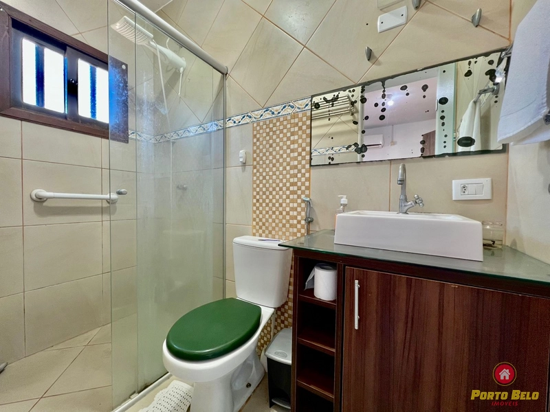 CASA APENAS 2 QUADRAS DO MAR: 14ª foto da galeria de imagens do imóvel