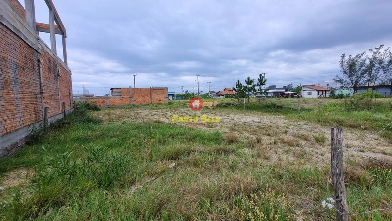 TERRENO À VENDA, ATLANTIDA SUL: 3ª foto da galeria de imagens do imóvel