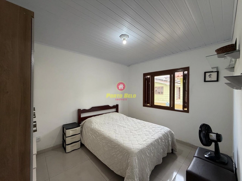 CASA DE ESQUINA 300M DA PRAIA: 1ª foto da galeria de imagens do imóvel