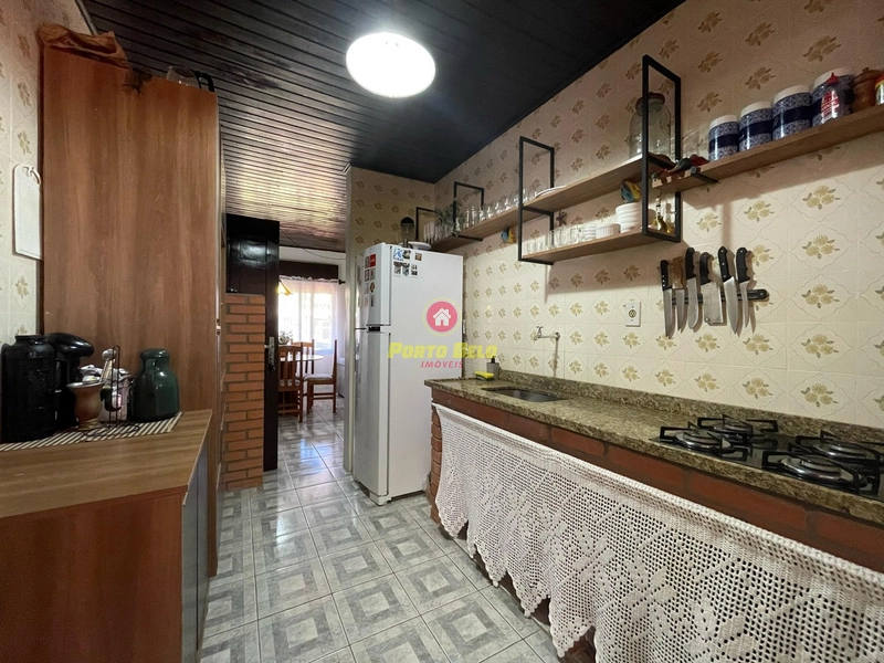 CASA À VENDA  APENAS 300m DO MAR: 7ª foto da galeria de imagens do imóvel