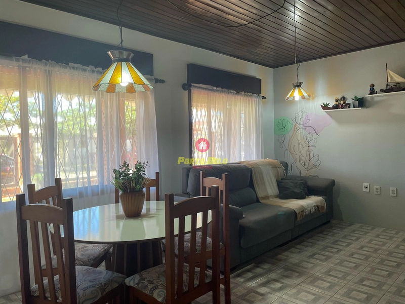 CASA À VENDA  APENAS 300m DO MAR: 4ª foto da galeria de imagens do imóvel