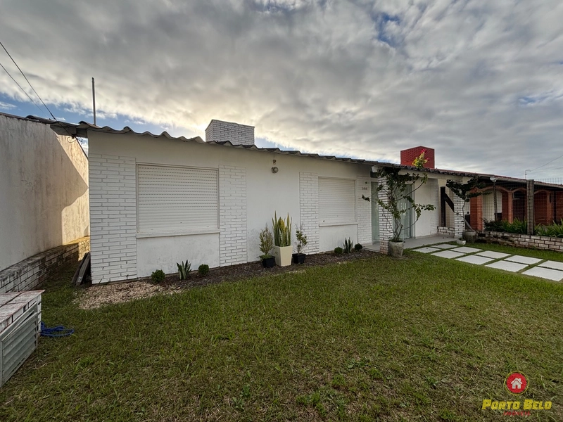 EXCELENTE CASA EM ATLÂNTIDA SUL: 1ª foto da galeria de imagens do imóvel