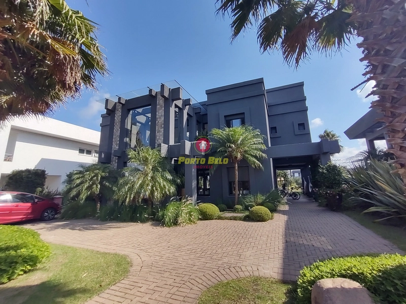 SOBRADO DE LUXO NO VILLAGIO EM XANGRI-LÁ: 1ª foto da galeria de imagens do imóvel