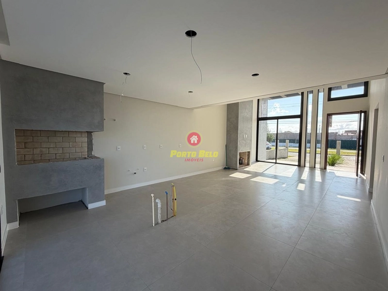 CASA DE ALTO PADRÃO EM AVENIDA: 7ª foto da galeria de imagens do imóvel