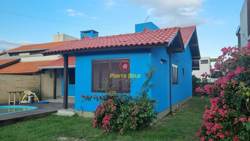 CASA EM LAJE DE CONCRETO EM MARIÁPOLIS, APENAS 50M DA BEIRA MAR!: 3ª foto da galeria de imagens do imóvel