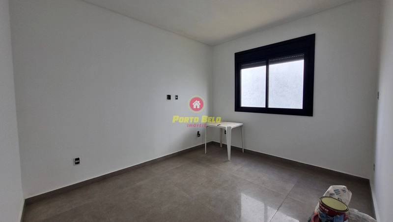 CASA EM AVENIDA À VENDA EM RAINHA DO MAR!!!: 8ª foto da galeria de imagens do imóvel