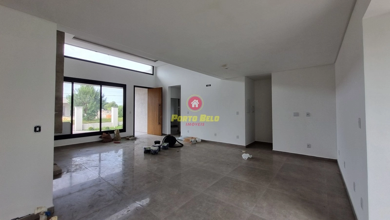 CASA EM AVENIDA À VENDA EM RAINHA DO MAR!!!: 4ª foto da galeria de imagens do imóvel