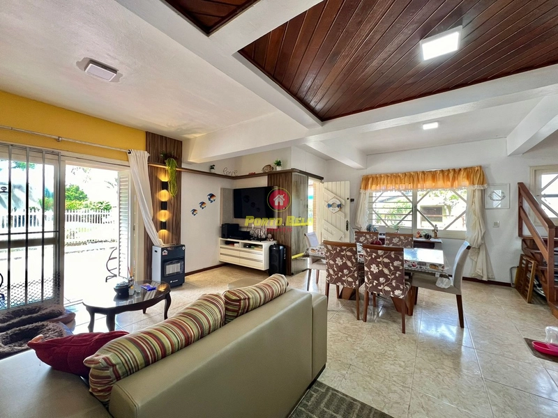 OPORTUNIDADE! SOBRADO DUPLEX DE ESQUINA EM RAINHA DO MAR!!!: 9ª foto da galeria de imagens do imóvel