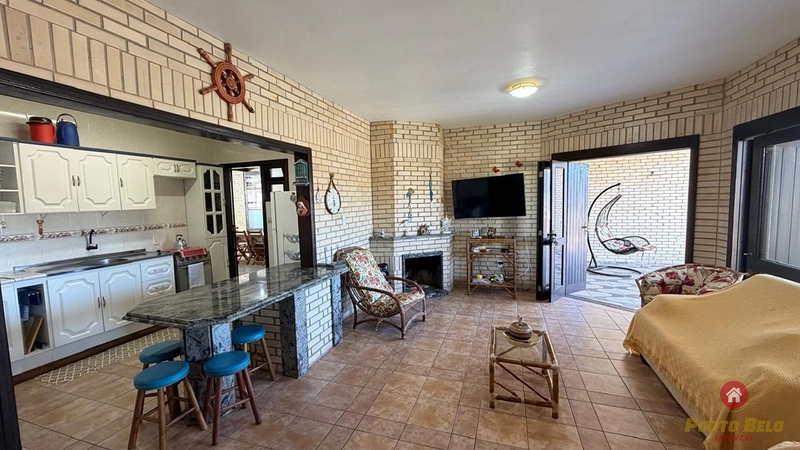 CASA EM LAJE PERTO DA PRAIA: 2ª foto da galeria de imagens do imóvel
