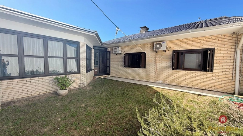 CASA EM LAJE PERTO DA PRAIA: 9ª foto da galeria de imagens do imóvel