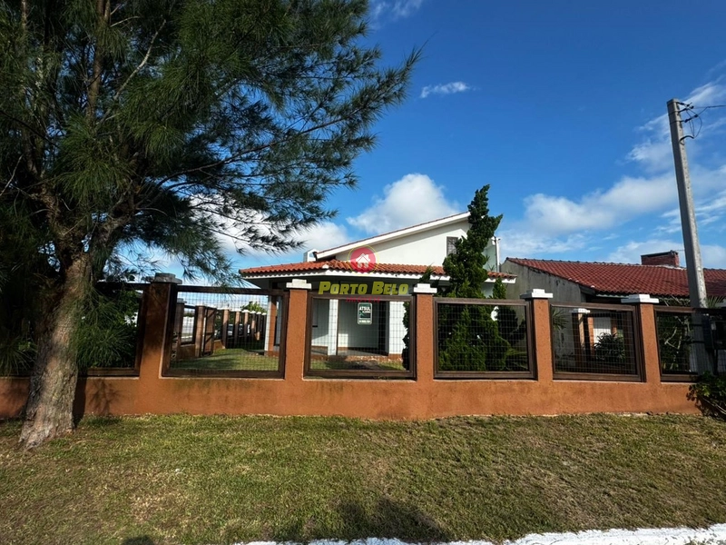 CASA DE ESQUINA EM LAJE | 100M DA PRAIA: 13ª foto da galeria de imagens do imóvel