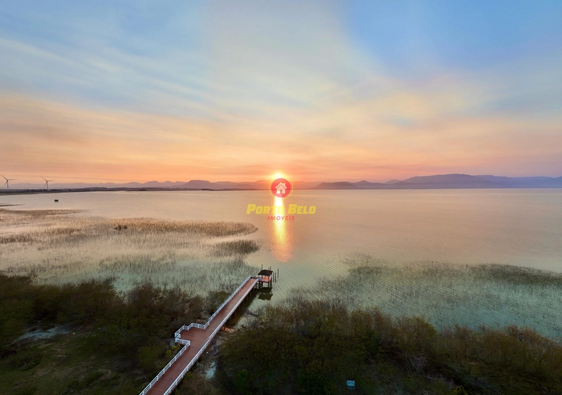 SOBRADO BEIRA LAGO NO CONDOMÍNIO CAPÃO ILHAS: 27ª foto da galeria de imagens do imóvel