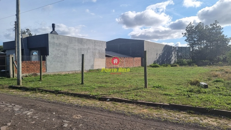EXCELENTE TERRENO PARA INVESTIMENTO: 3ª foto da galeria de imagens do imóvel