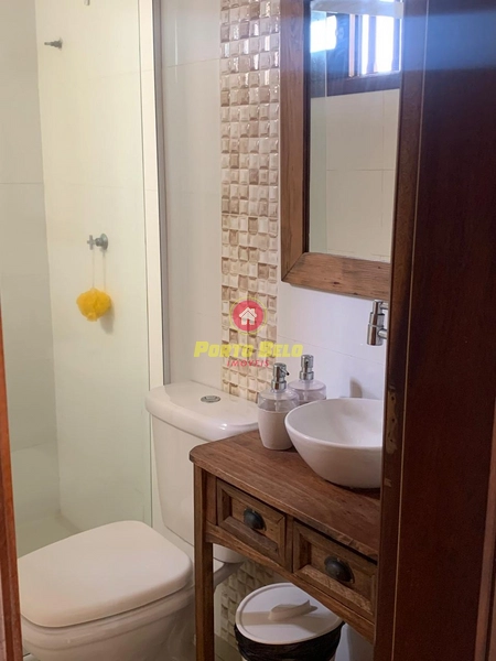 CASA APENAS UMA QUADRA DO MAR: 26ª foto da galeria de imagens do imóvel