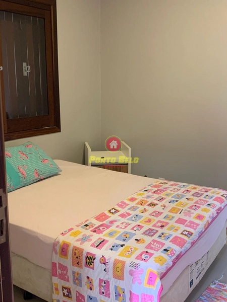 CASA APENAS UMA QUADRA DO MAR: 24ª foto da galeria de imagens do imóvel