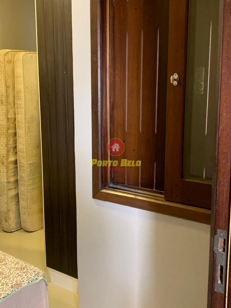 CASA APENAS UMA QUADRA DO MAR: 25ª foto da galeria de imagens do imóvel