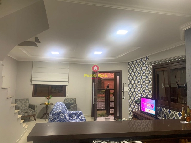 CASA APENAS UMA QUADRA DO MAR: 28ª foto da galeria de imagens do imóvel