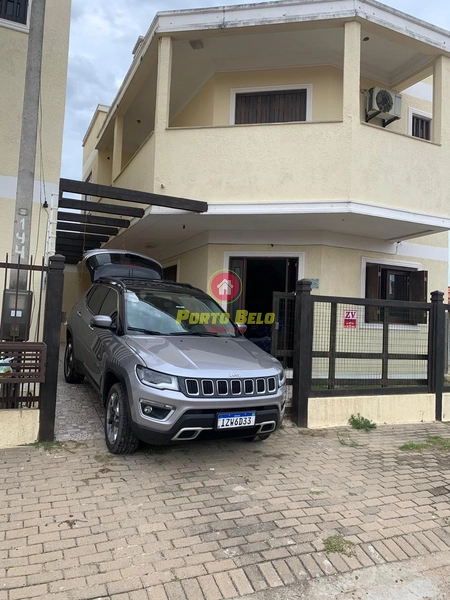 CASA APENAS UMA QUADRA DO MAR: 7ª foto da galeria de imagens do imóvel