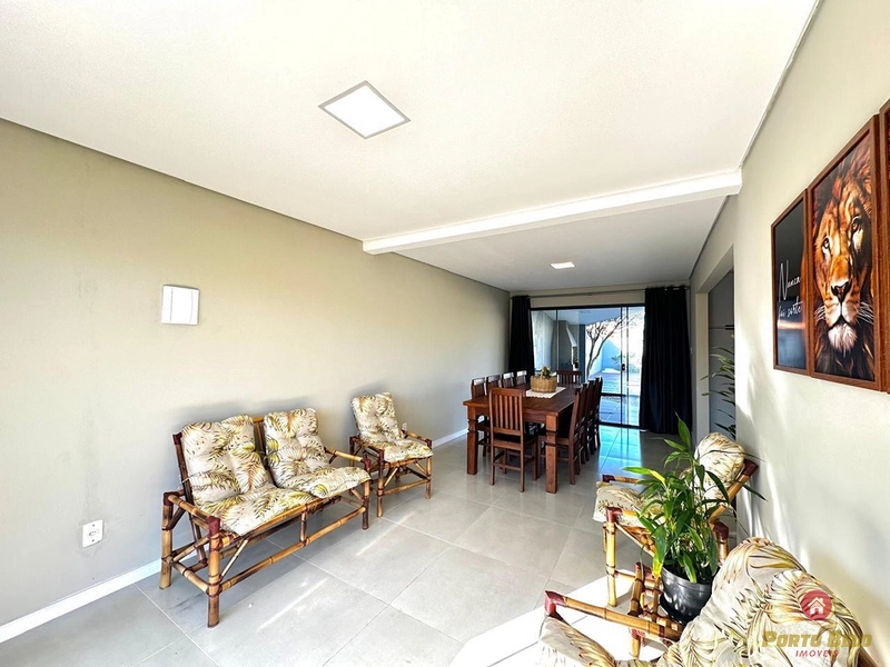 CASA PRÓX. DA AV PRINCIPAL: 3ª foto da galeria de imagens do imóvel