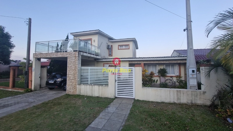 CASA EM AVENIDA COM VISTA PARA O CAMPO APTA FINANCIAMENTO: 1ª foto da galeria de imagens do imóvel