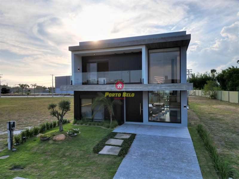 Lindo Sobrado a Venda no Condomínio Sunset: 1ª foto da galeria de imagens do imóvel