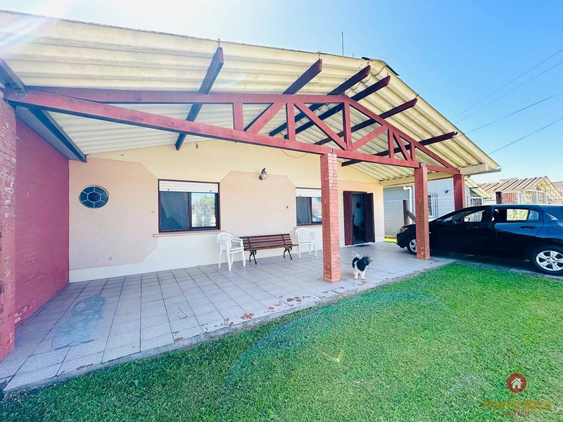 CASA DE BARABDA EM ATLÂNTIDA SUL: 1ª foto da galeria de imagens do imóvel