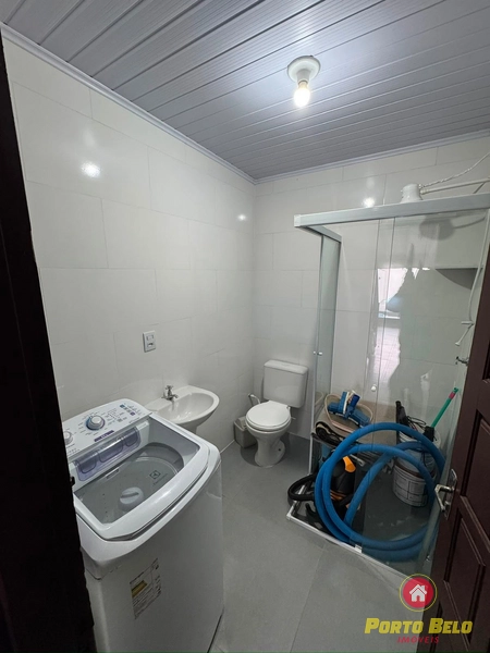 CASA COM PISCINA PRÓXIMA AO MAR: 2ª foto da galeria de imagens do imóvel