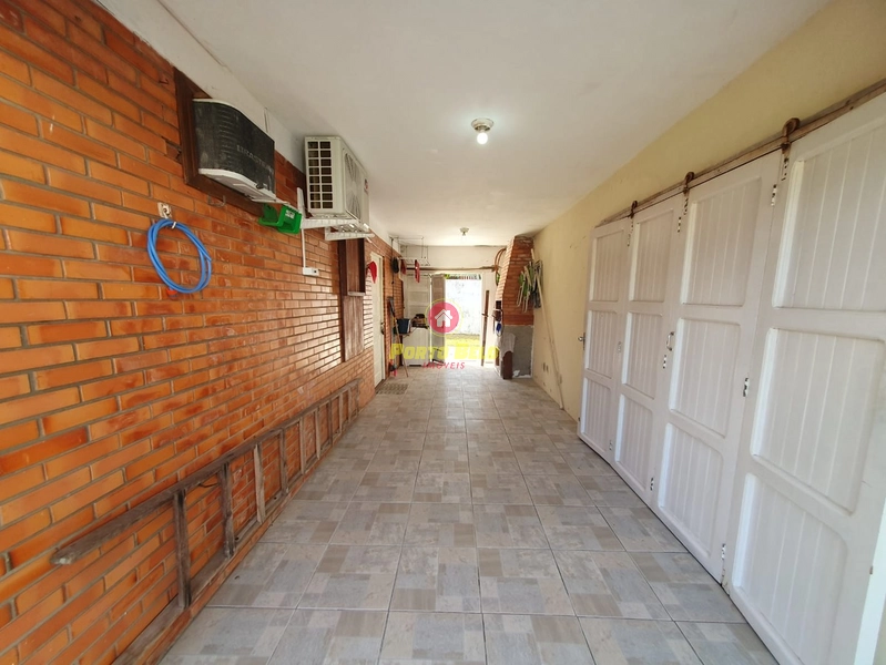 CASA COM LAJE 100m  DA PRAIA: 3ª foto da galeria de imagens do imóvel