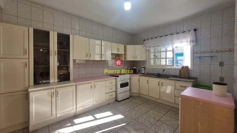 CASA À VENDA EM ATLÂNTIDA SUL: 10ª foto da galeria de imagens do imóvel