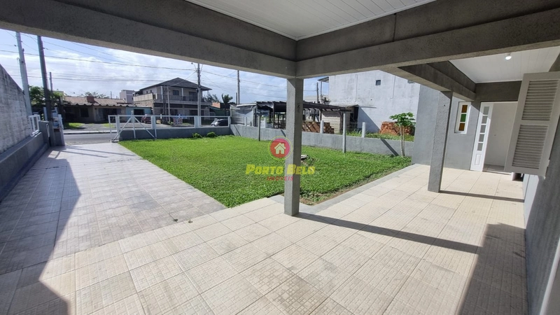 CASA À VENDA A POUCOS METROS DO MAR, CONFIRA!: 3ª foto da galeria de imagens do imóvel