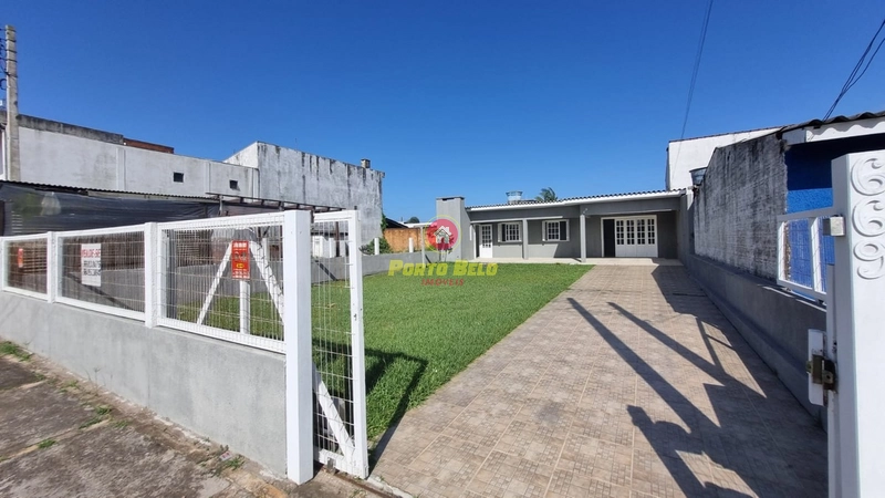 CASA À VENDA A POUCOS METROS DO MAR, CONFIRA!: 2ª foto da galeria de imagens do imóvel
