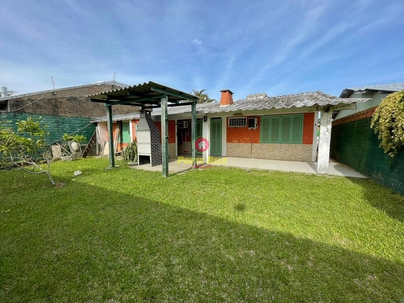 CASA AO LADO DO COND. PENÍNSULA: 2ª foto da galeria de imagens do imóvel