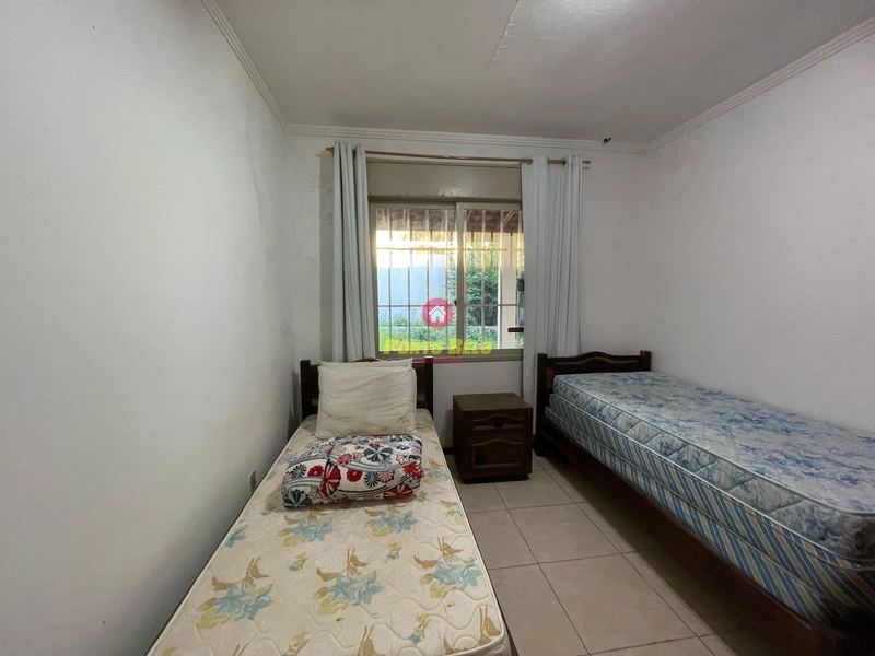 CASA TODA EM LAJE FRENTE MAR APENAS 1 QUADRA DA PRAIA: 16ª foto da galeria de imagens do imóvel