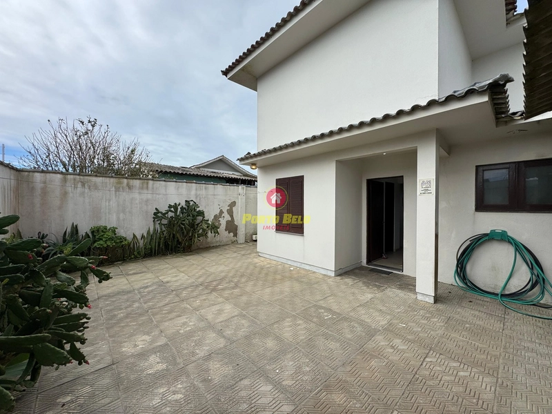 SOBRADO BEIRA-MAR À VENDA: 2ª foto da galeria de imagens do imóvel