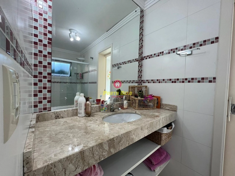 CASA EM LAJE PRÓXIMA AO MAR: 11ª foto da galeria de imagens do imóvel